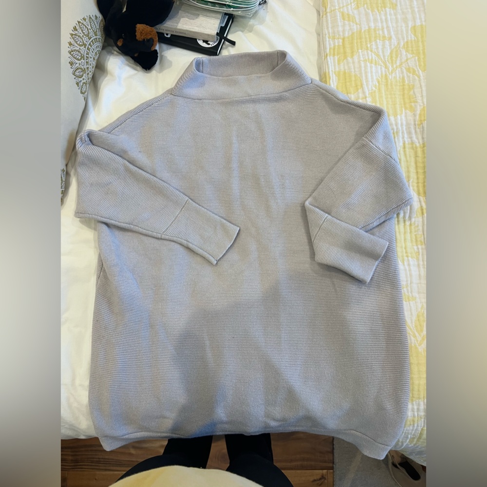 oversized sweater / sweater dress